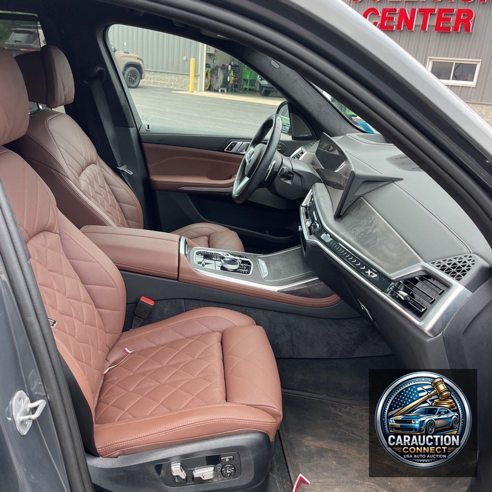 2025 BMW X7 XDrive40i