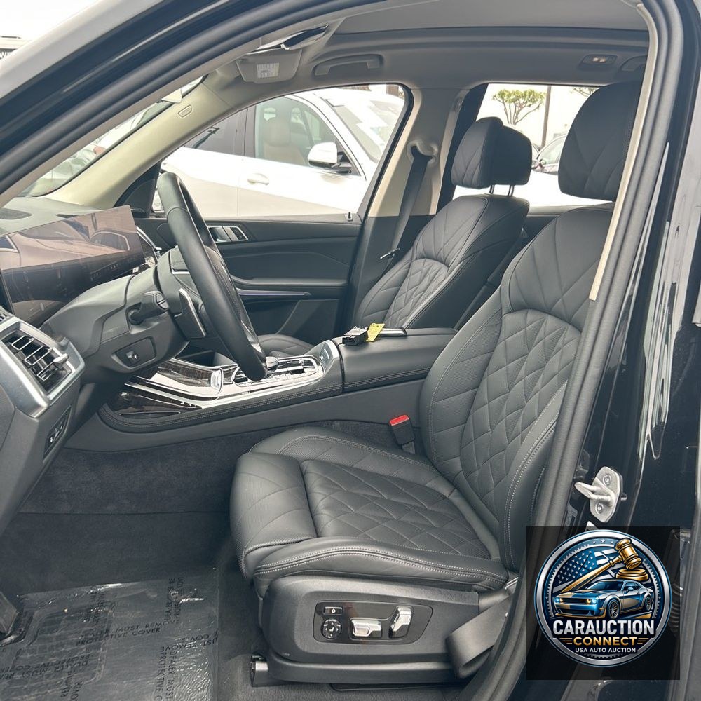2025 BMW X7 XDrive40i