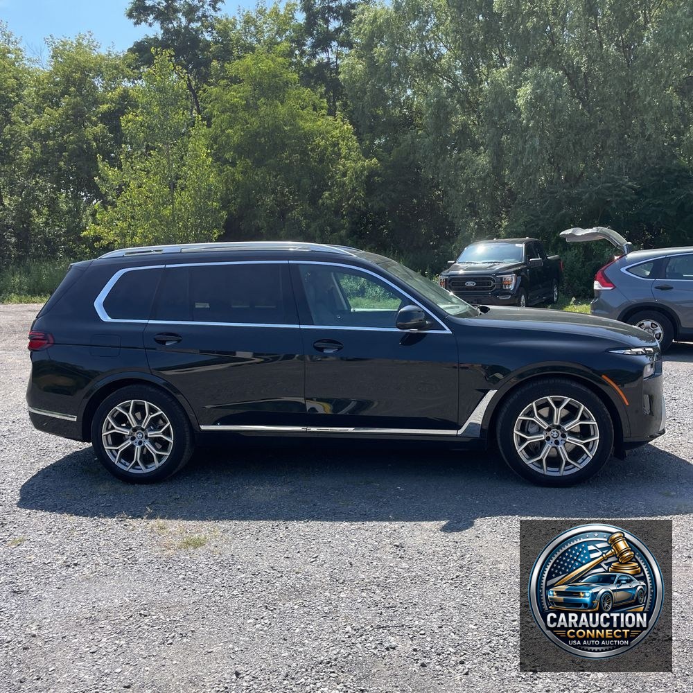 2025 BMW X7 XDrive40i