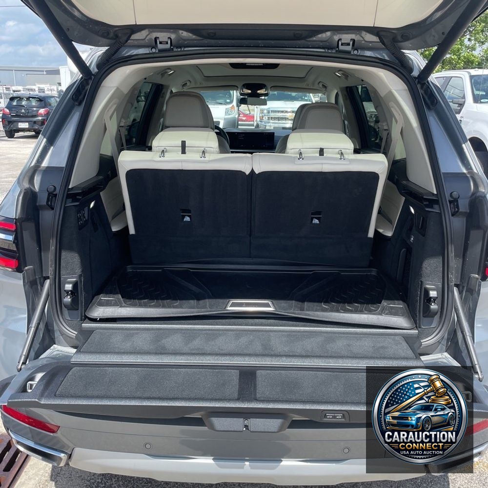 2023 BMW X7 XDrive40i