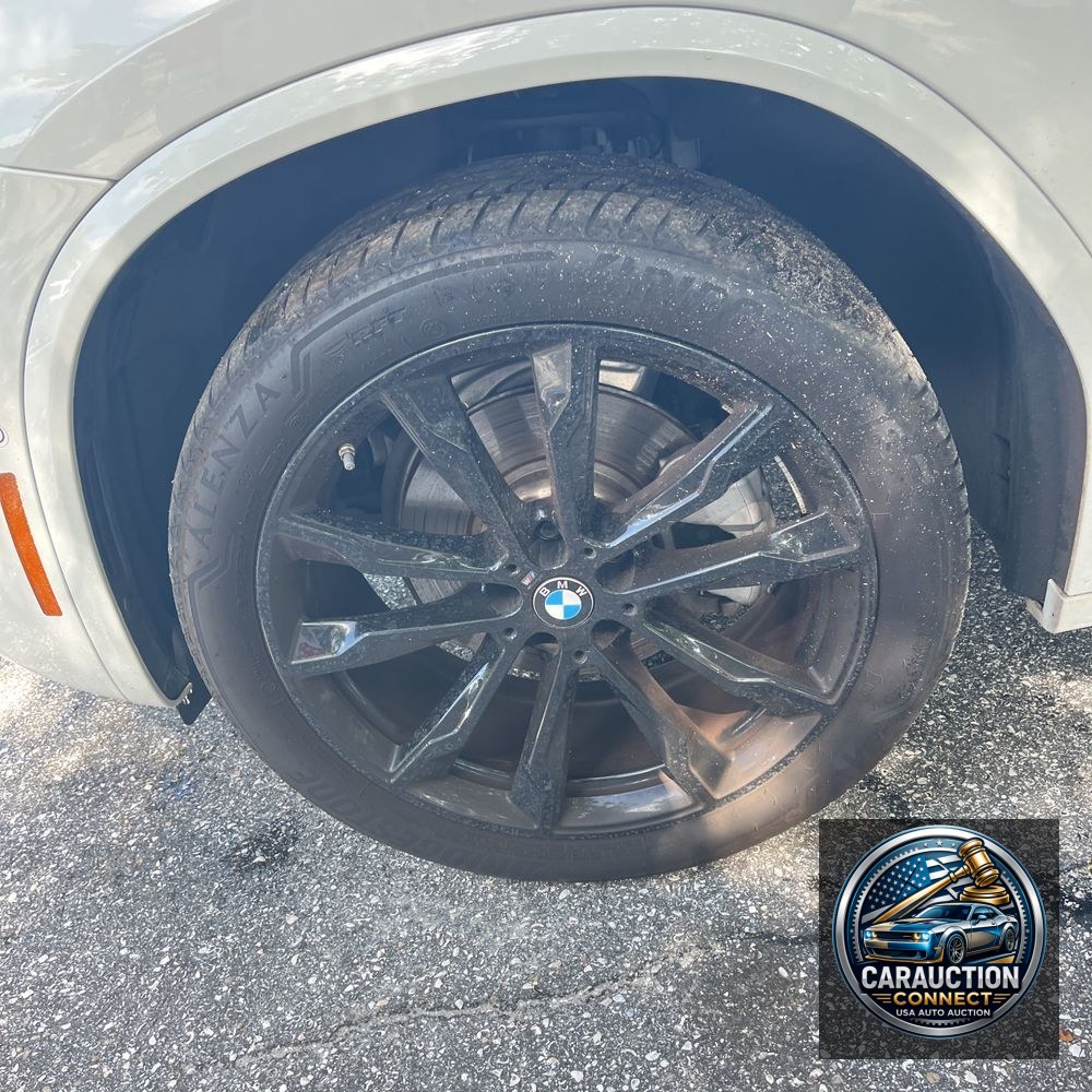 2025 BMW X4 XDrive30i