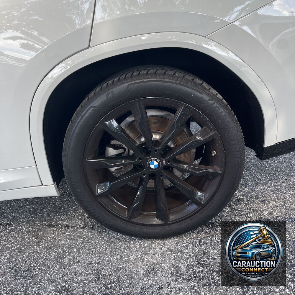 2025 BMW X4 XDrive30i
