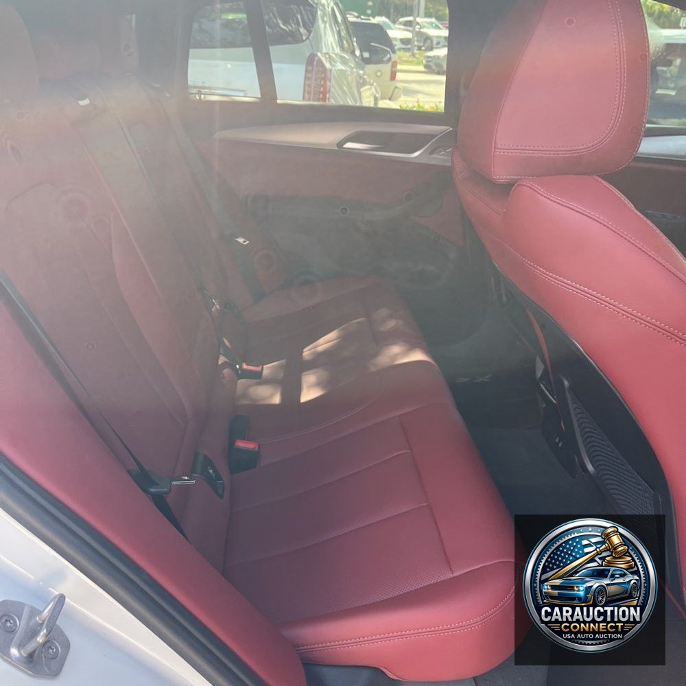 2025 BMW X4 XDrive30i