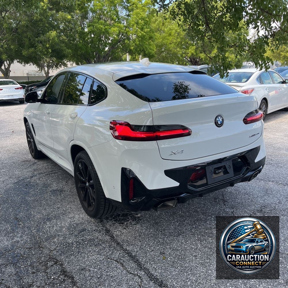 2025 BMW X4 XDrive30i