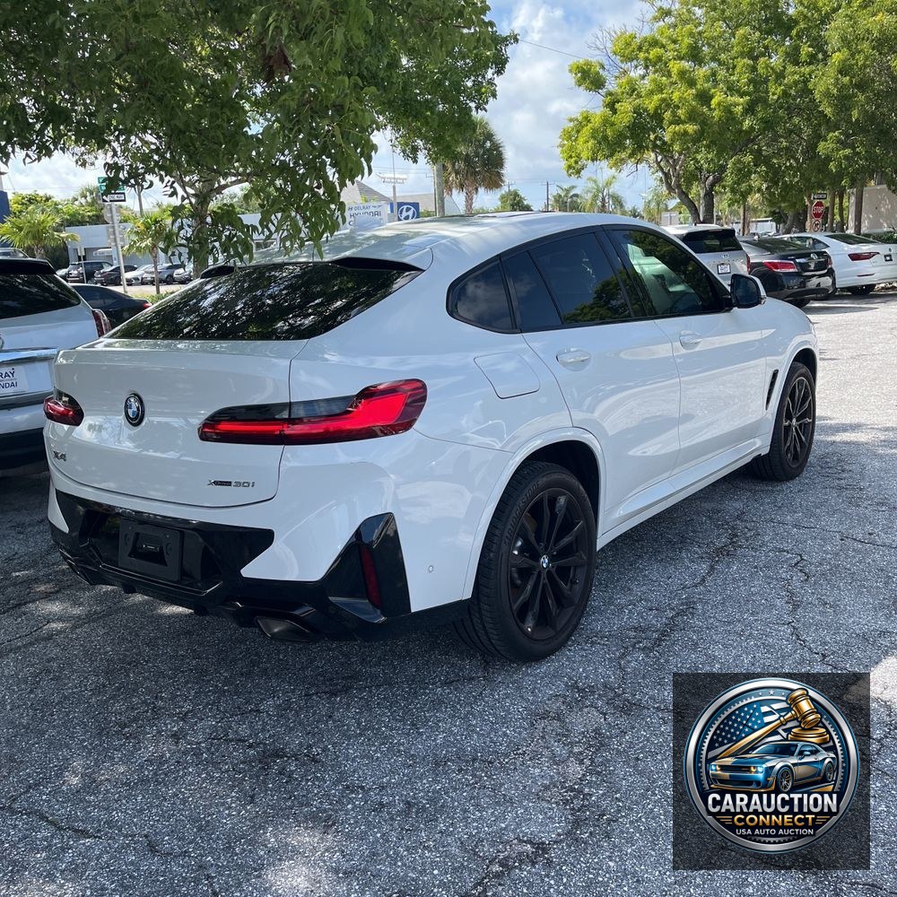 2025 BMW X4 XDrive30i