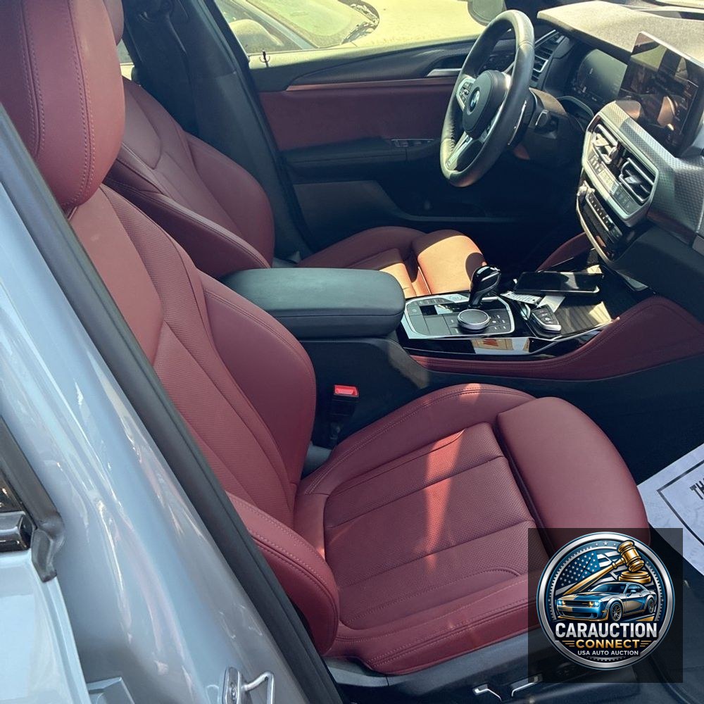 2024 BMW X4 XDrive30i