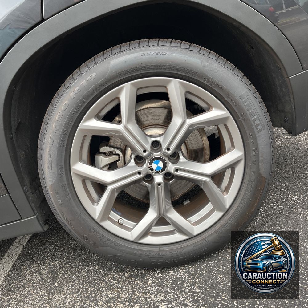 2025 BMW X4 XDrive30i