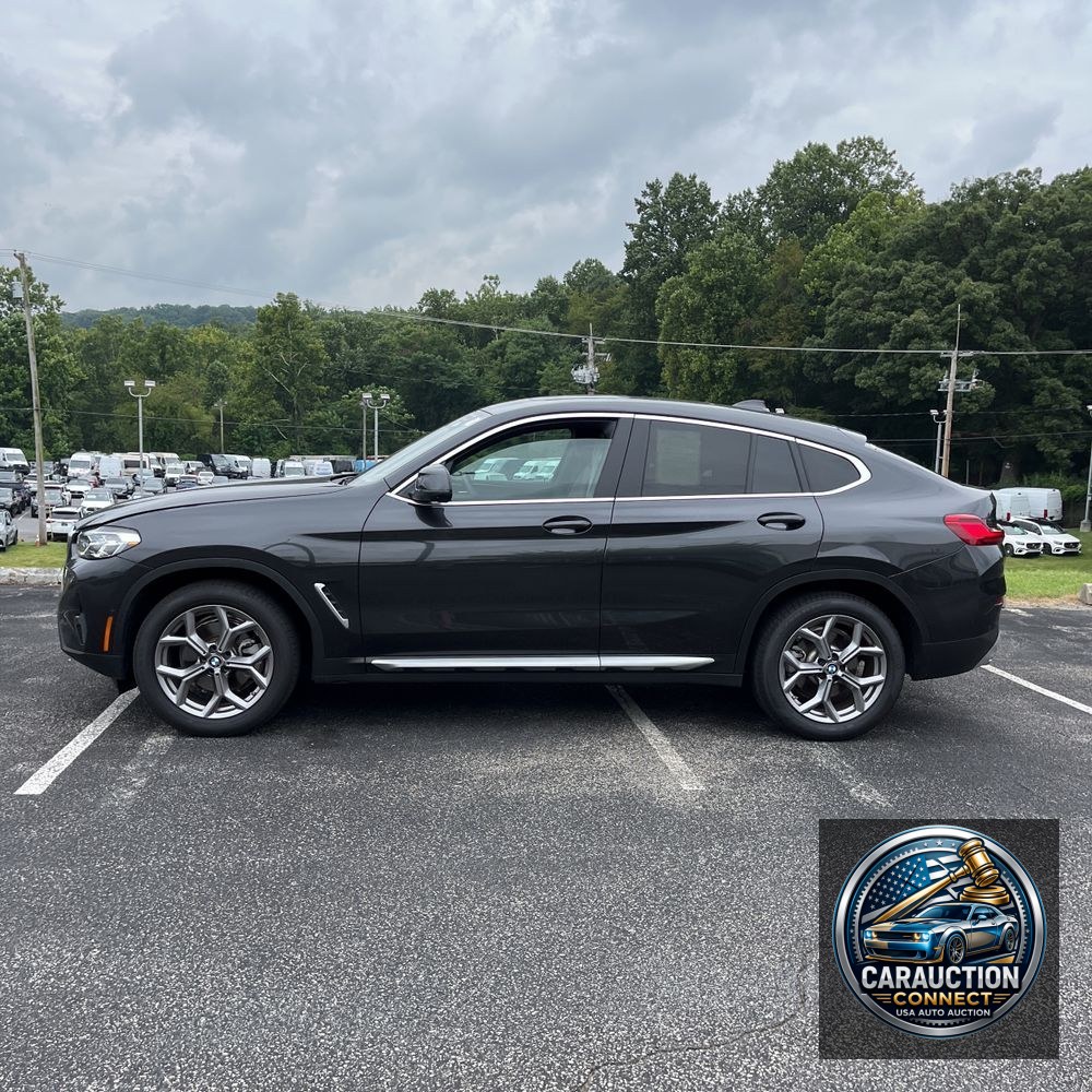 2025 BMW X4 XDrive30i