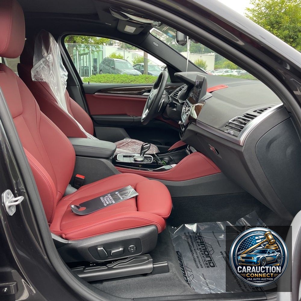 2025 BMW X4 XDrive30i