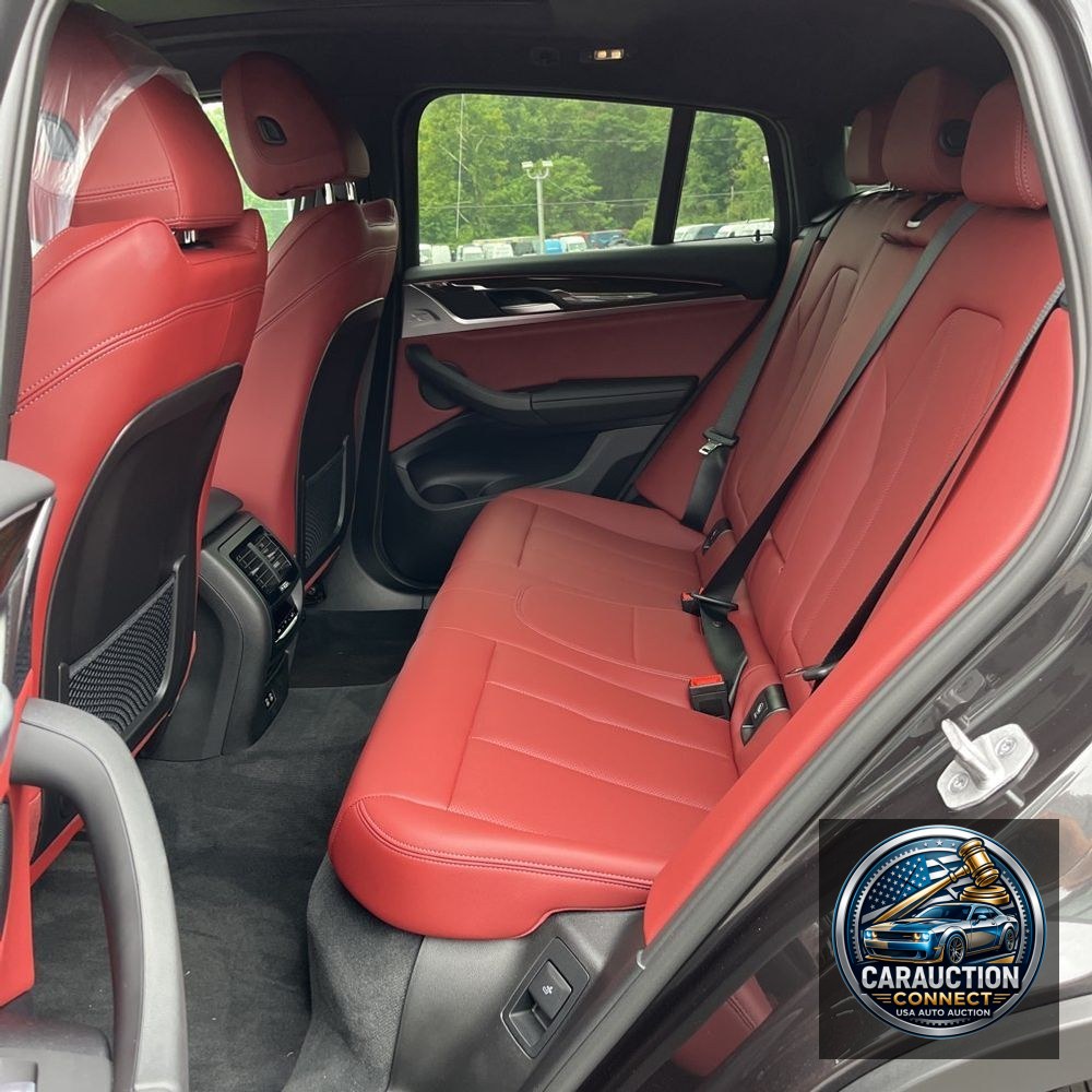 2025 BMW X4 XDrive30i