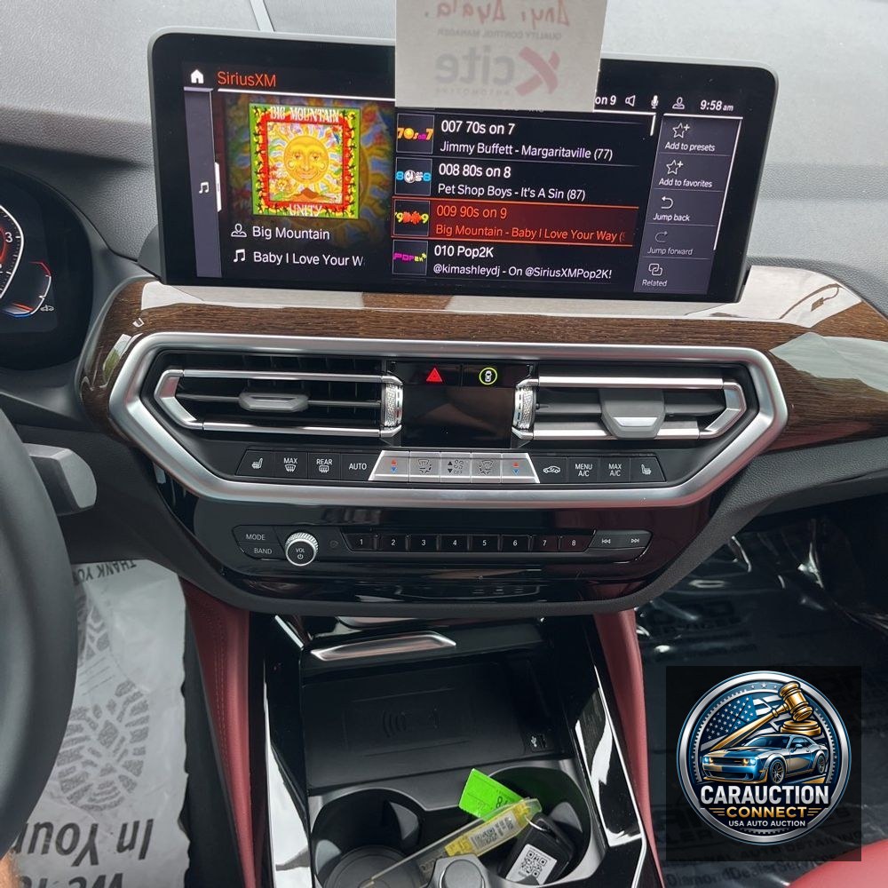 2025 BMW X4 XDrive30i