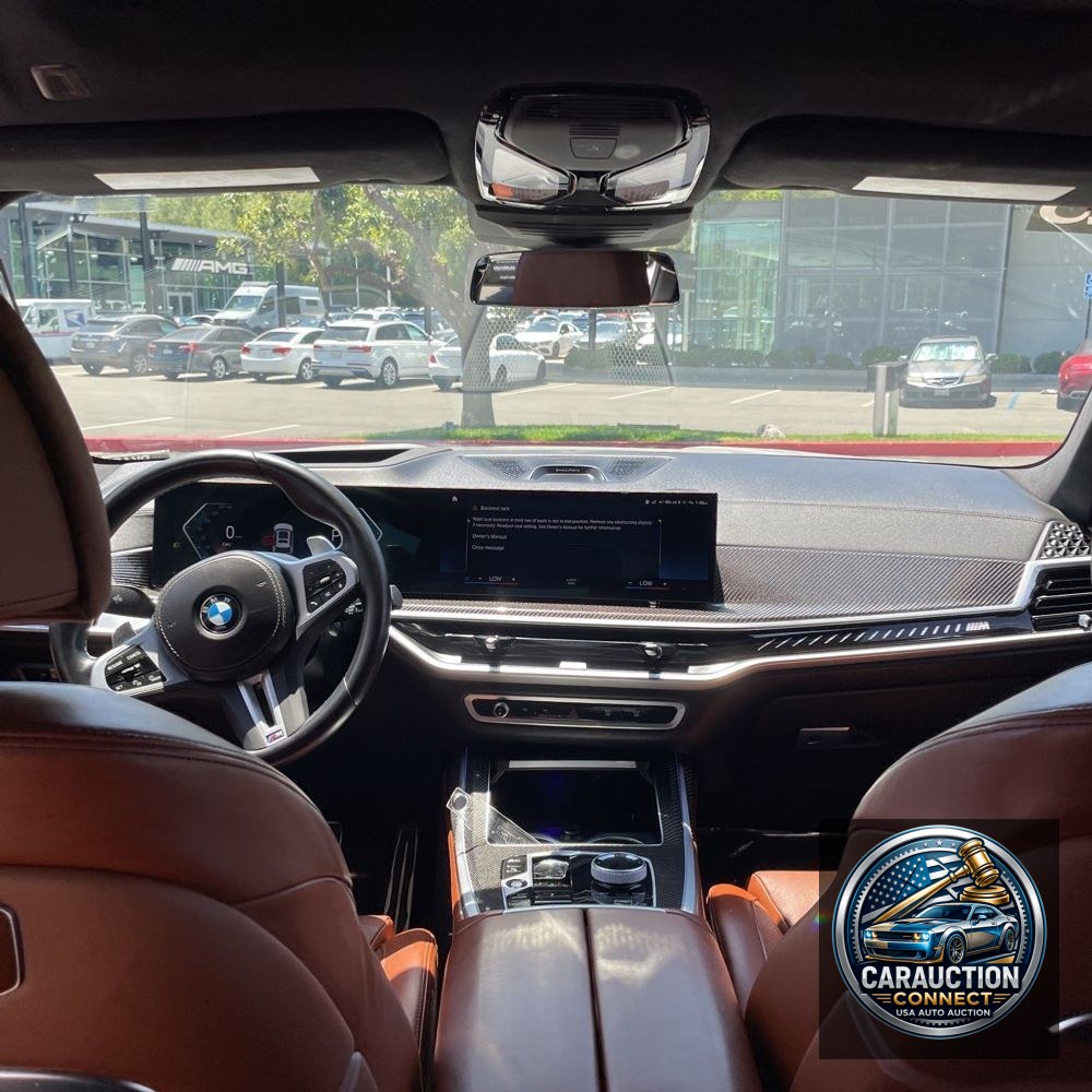 2023 BMW X7 M60i