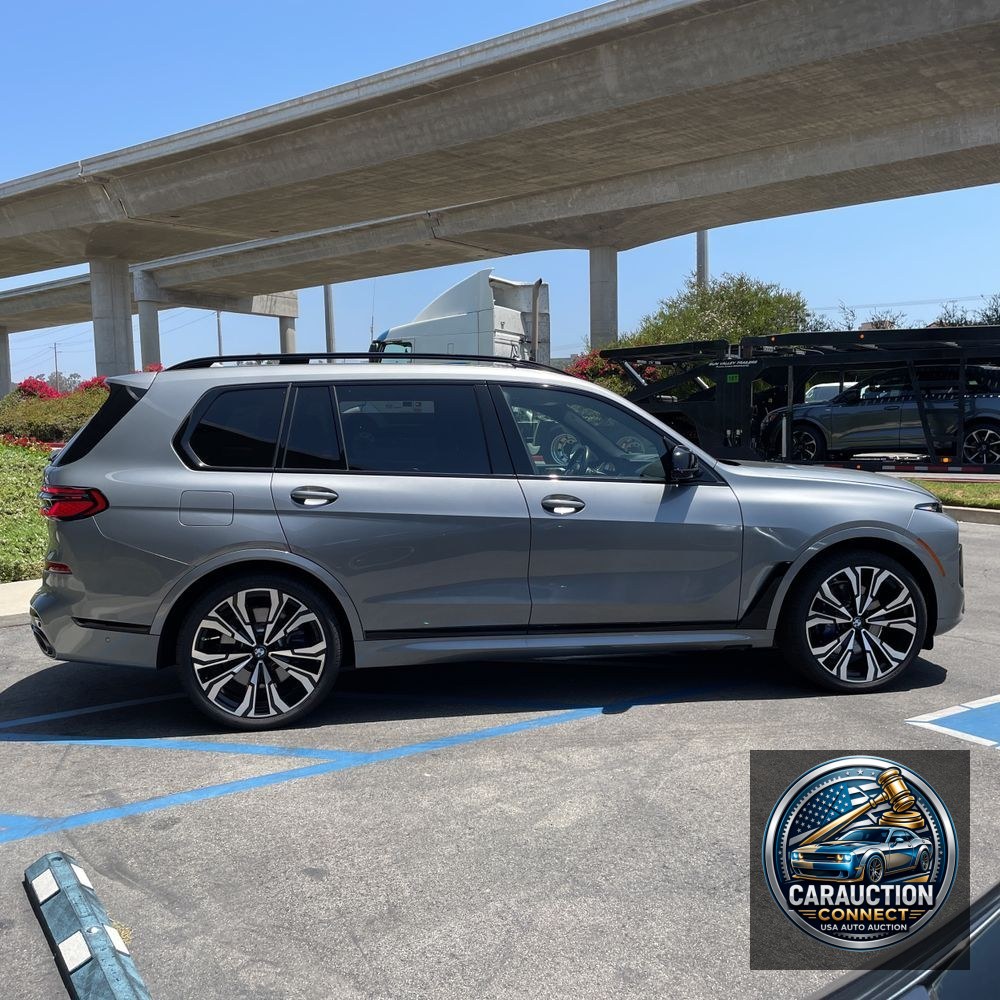 2024 BMW X7 M60i