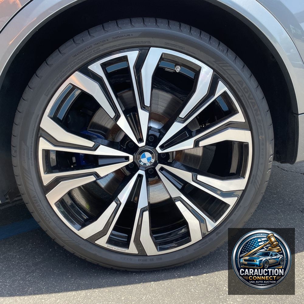 2024 BMW X7 M60i