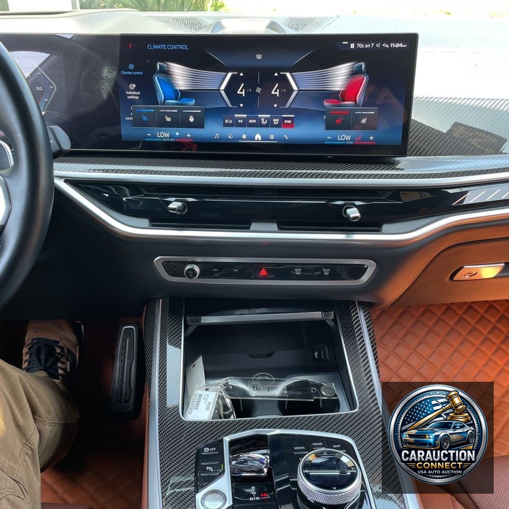 2024 BMW X7 M60i