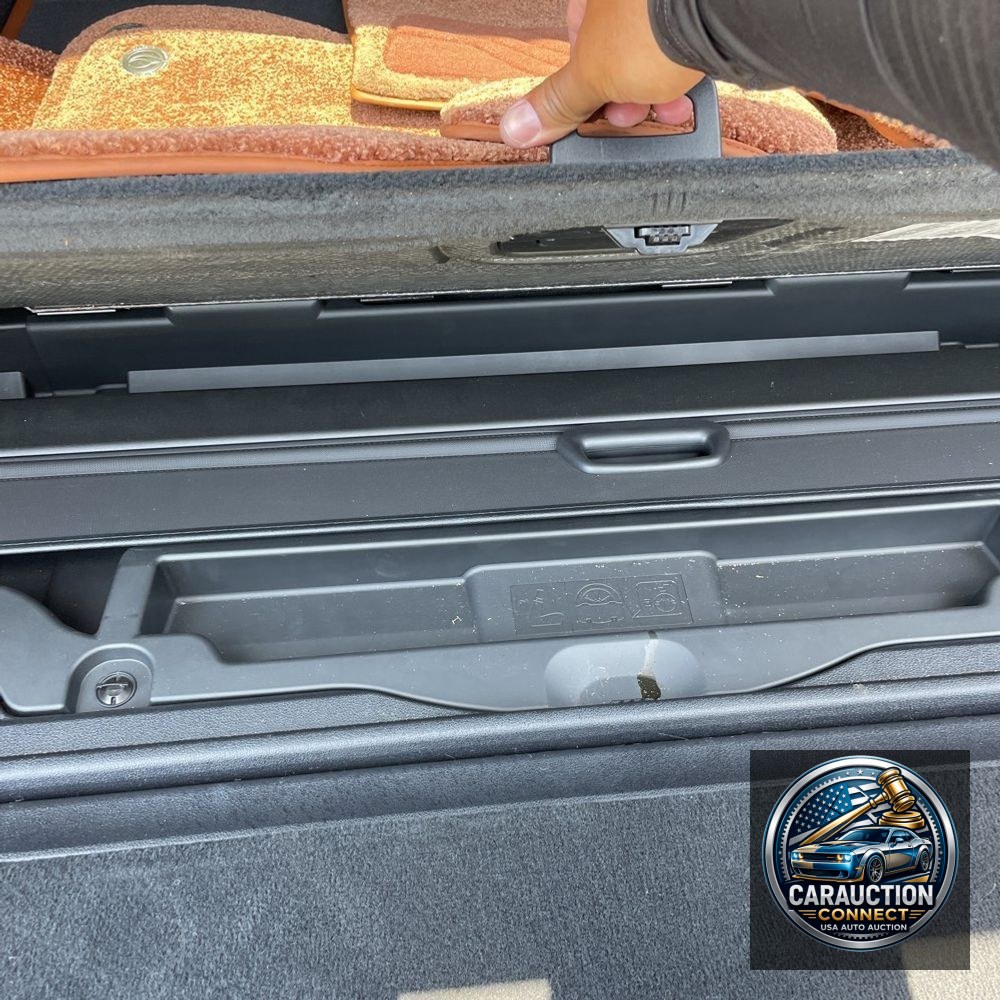 2024 BMW X7 M60i