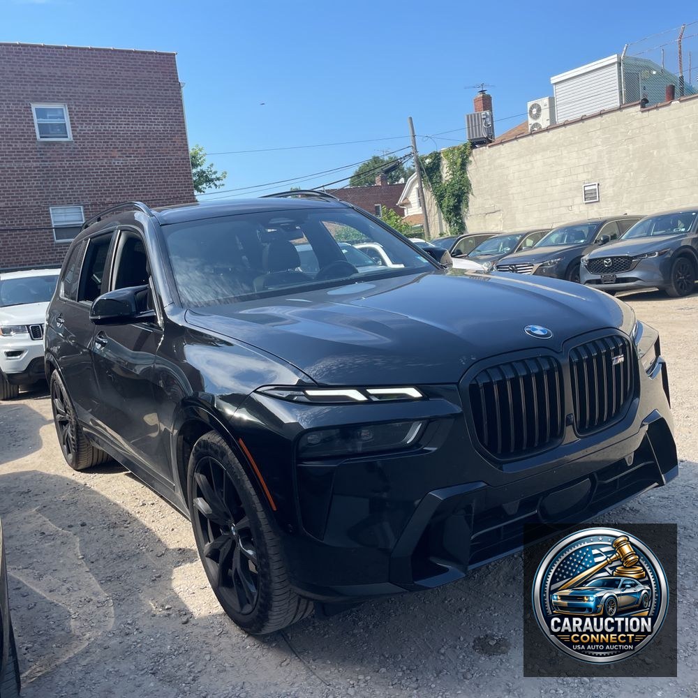 2024 BMW X7 M60i