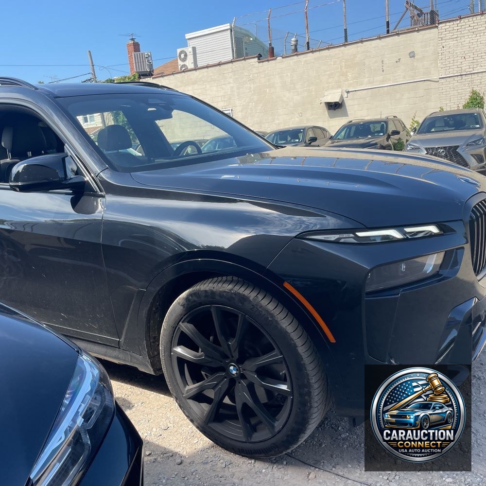 2024 BMW X7 M60i