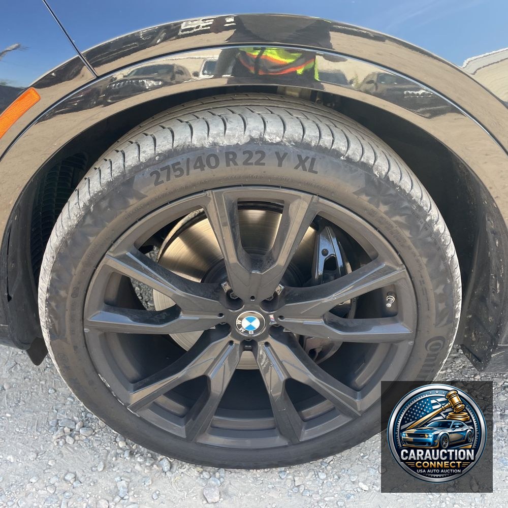 2024 BMW X7 M60i