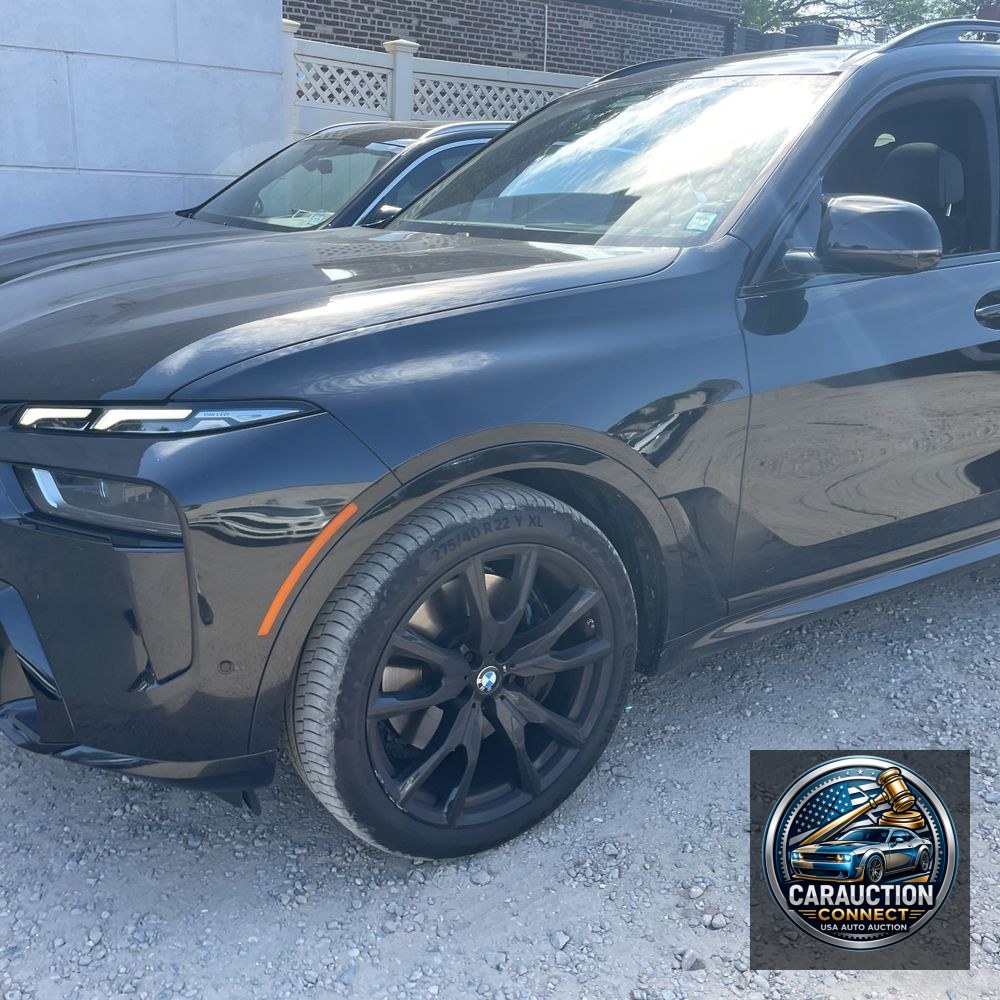 2024 BMW X7 M60i