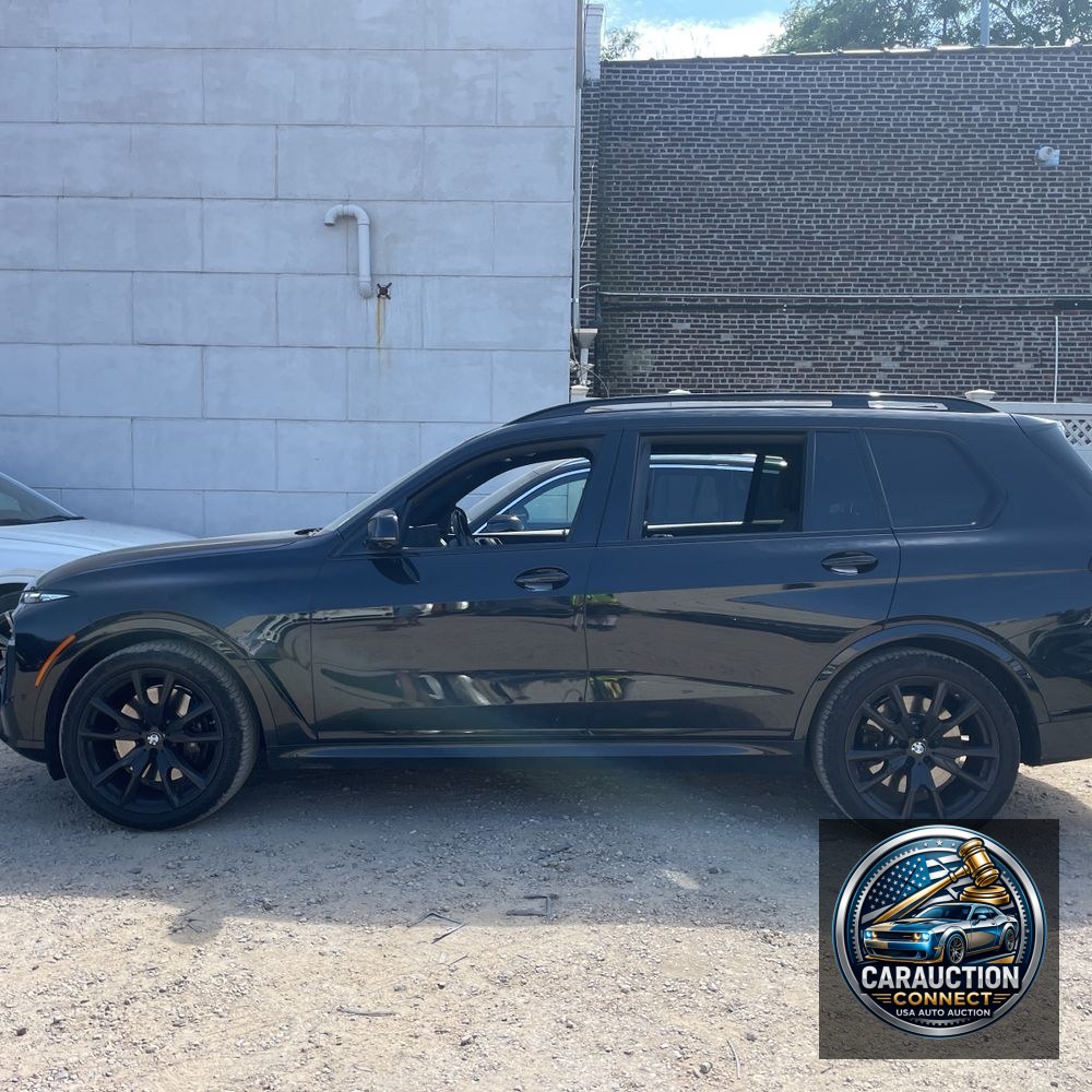 2024 BMW X7 M60i
