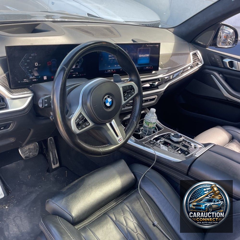 2024 BMW X7 M60i