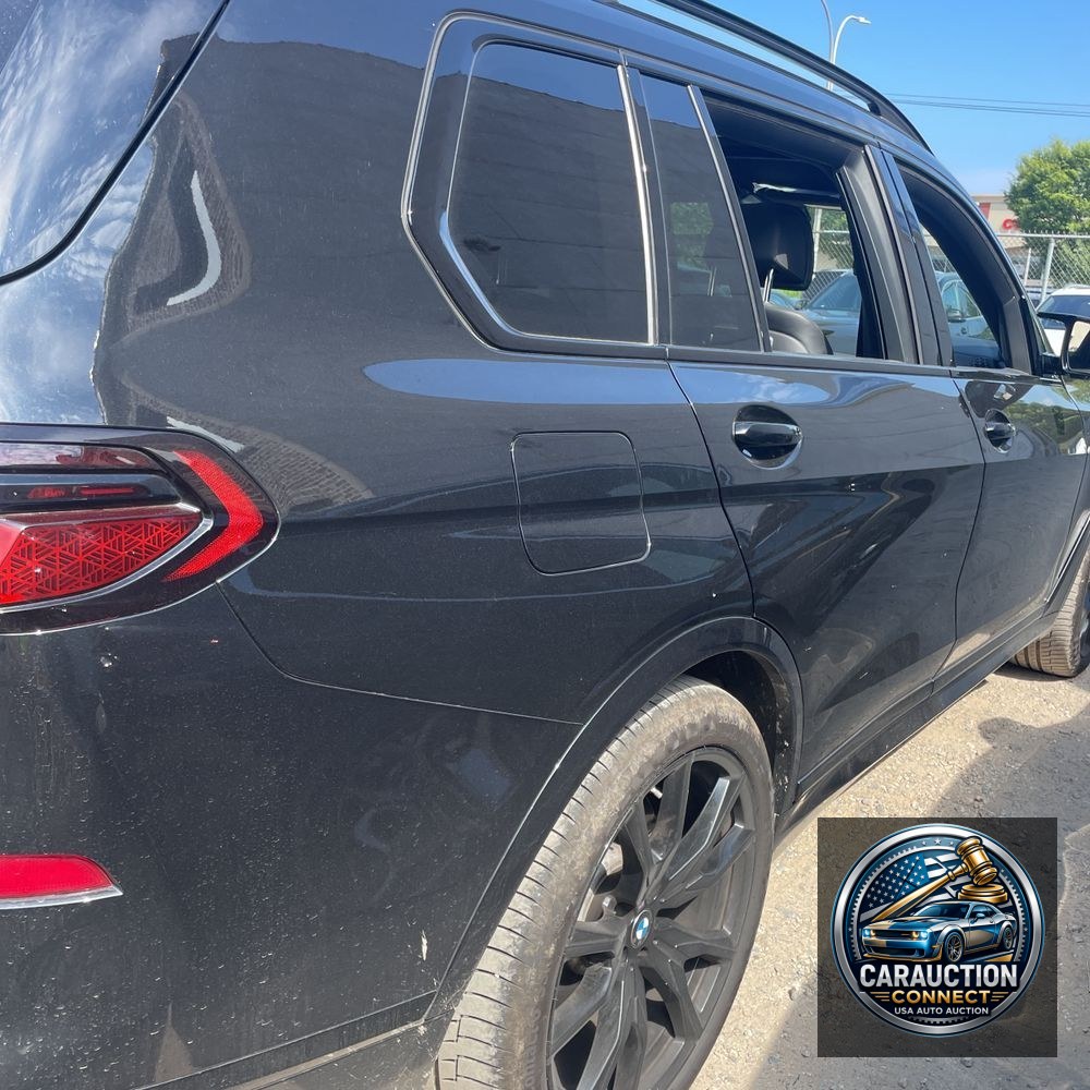 2024 BMW X7 M60i