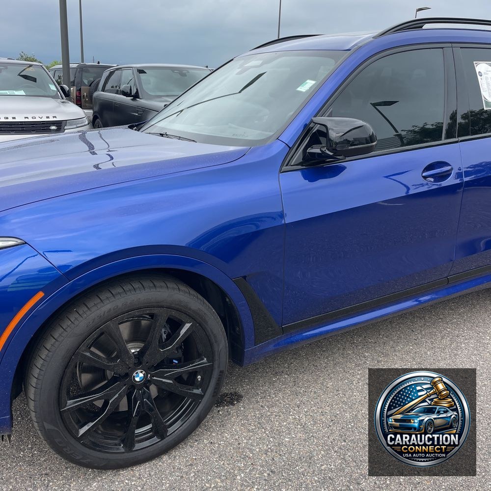 2025 BMW X7 M60i