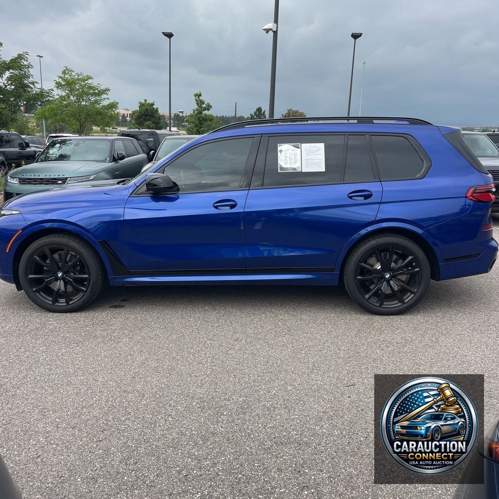 2025 BMW X7 M60i