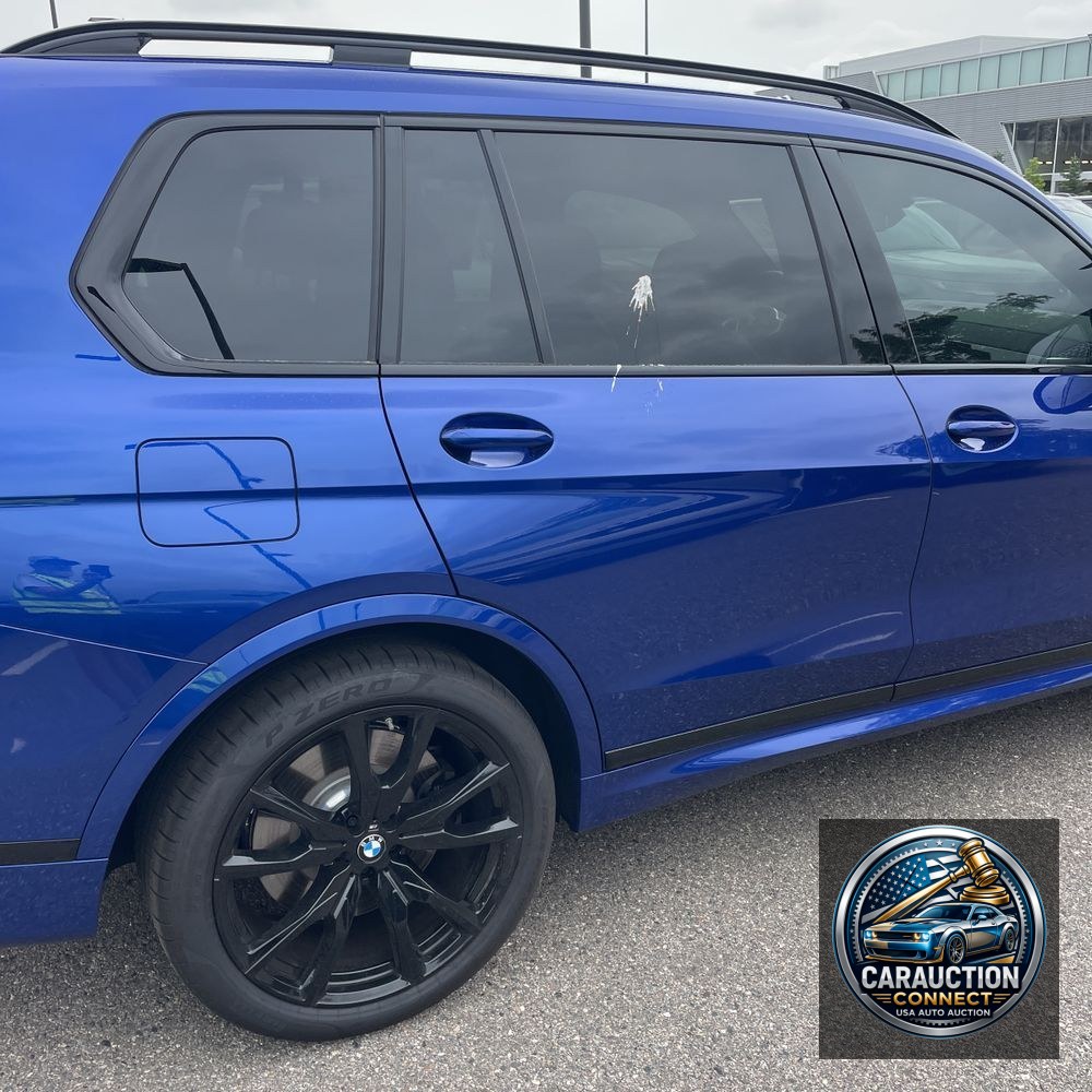 2025 BMW X7 M60i