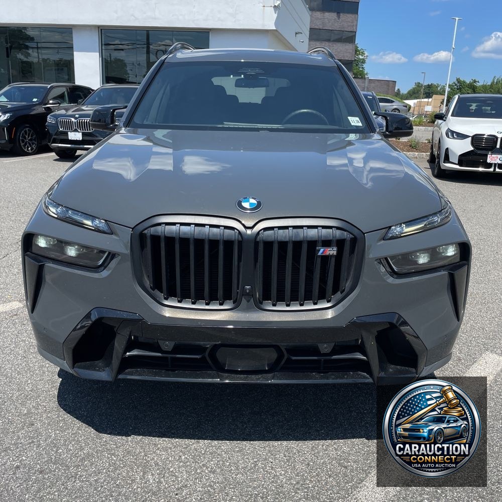 2024 BMW X7 M60i