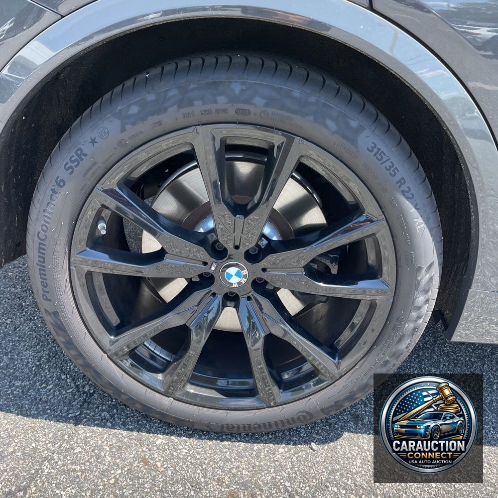 2024 BMW X7 M60i