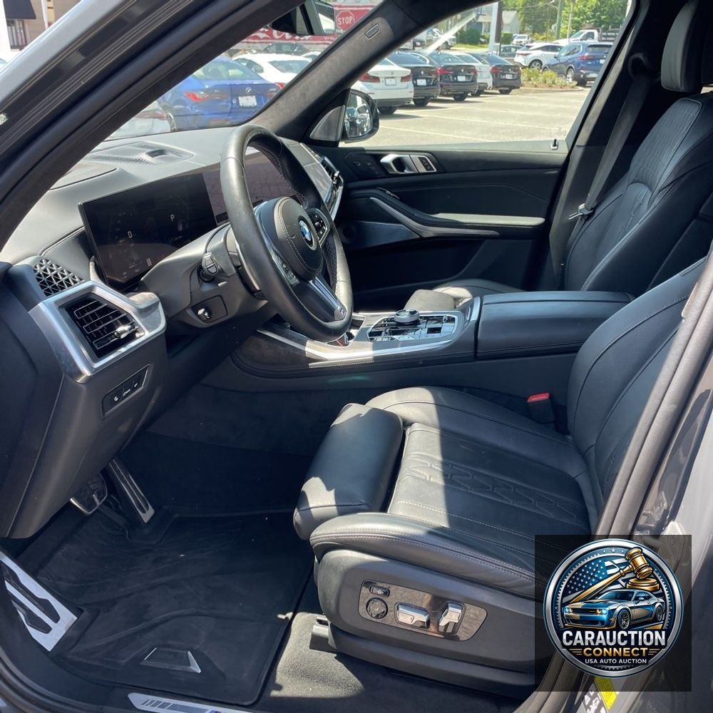 2024 BMW X7 M60i