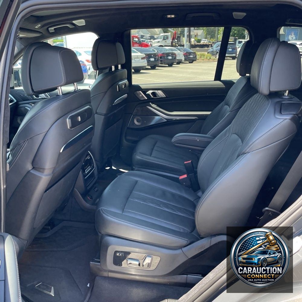 2024 BMW X7 M60i