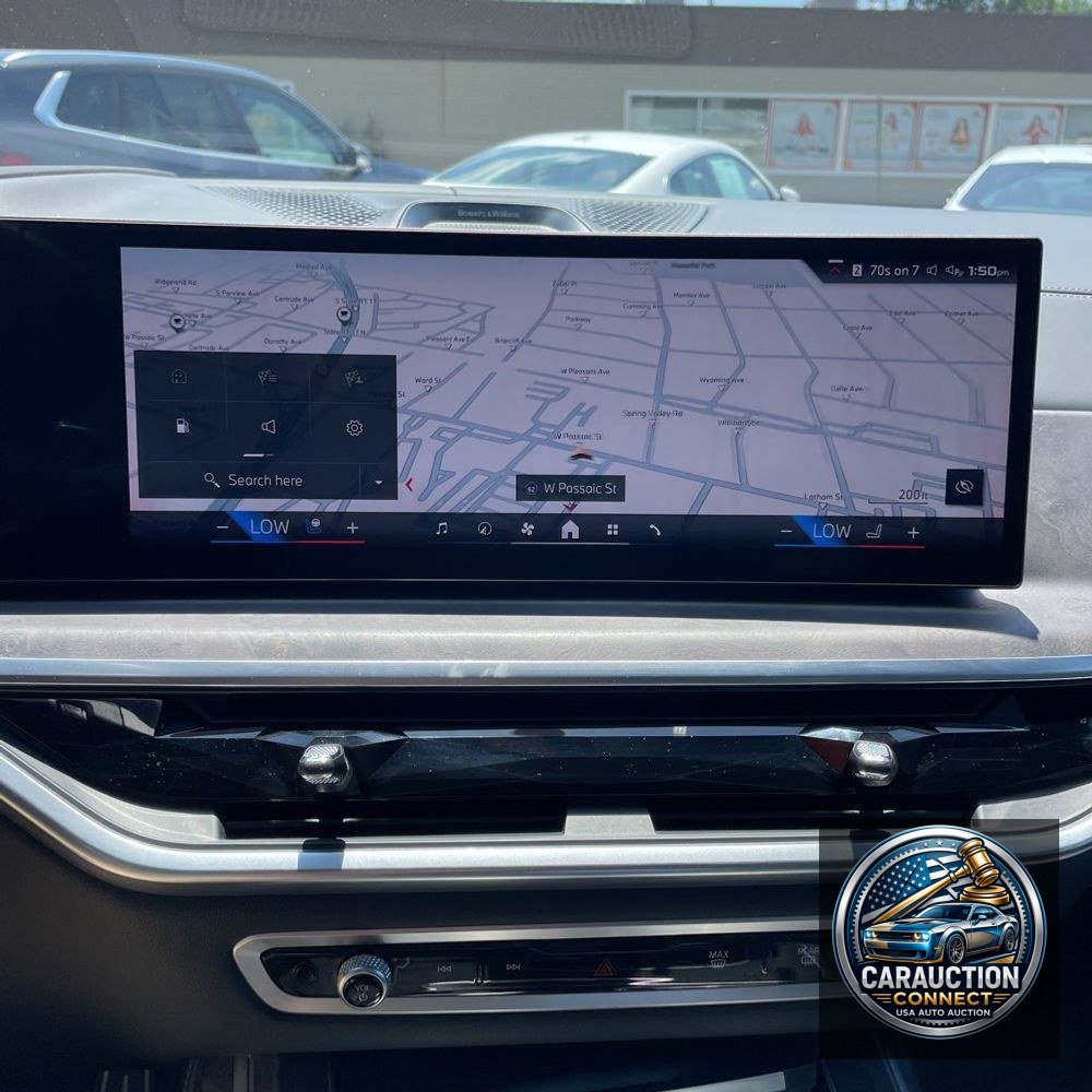 2024 BMW X7 M60i