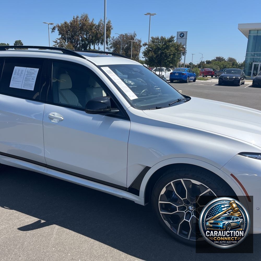 2025 BMW X7 M60i