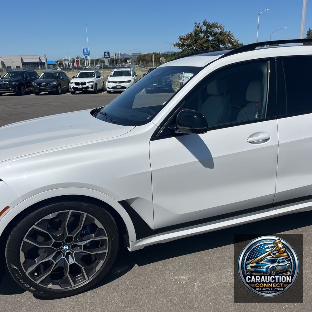 2025 BMW X7 M60i