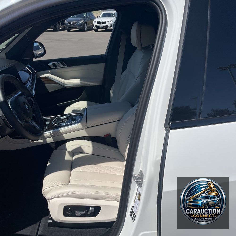 2025 BMW X7 M60i