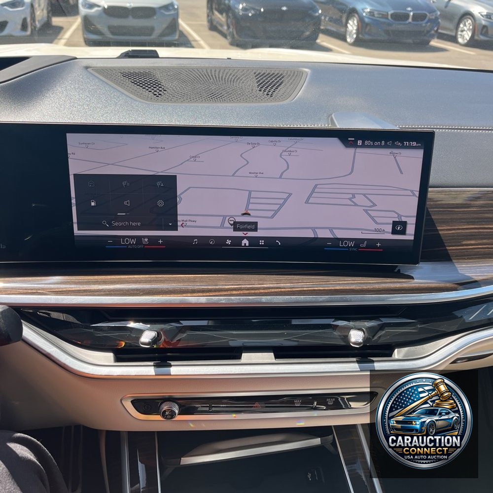 2025 BMW X7 M60i