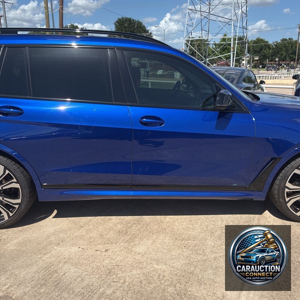 2024 BMW X7 M60i