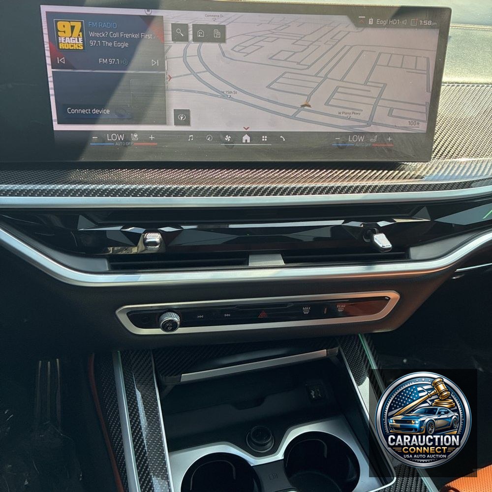 2024 BMW X7 M60i