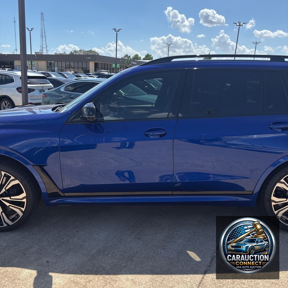2024 BMW X7 M60i