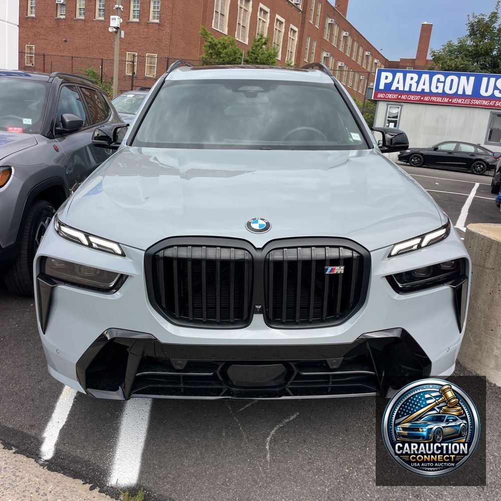 2025 BMW X7 M60i