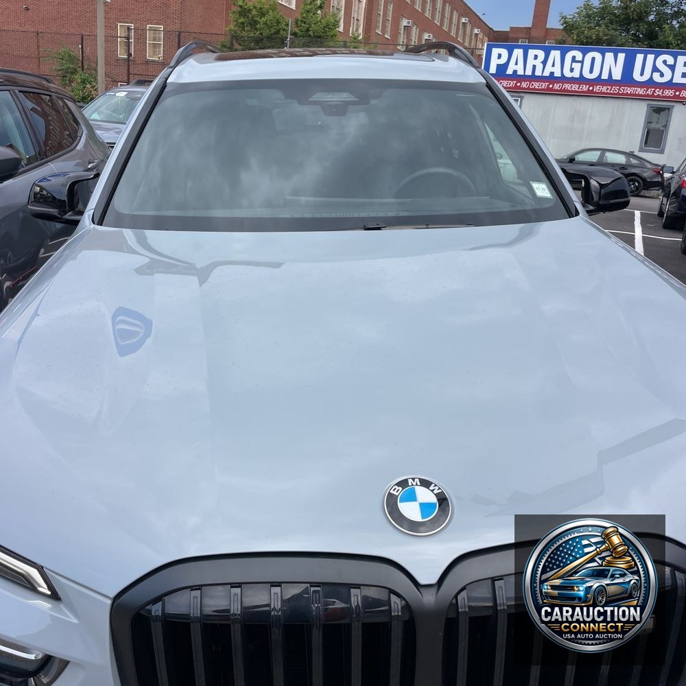 2025 BMW X7 M60i