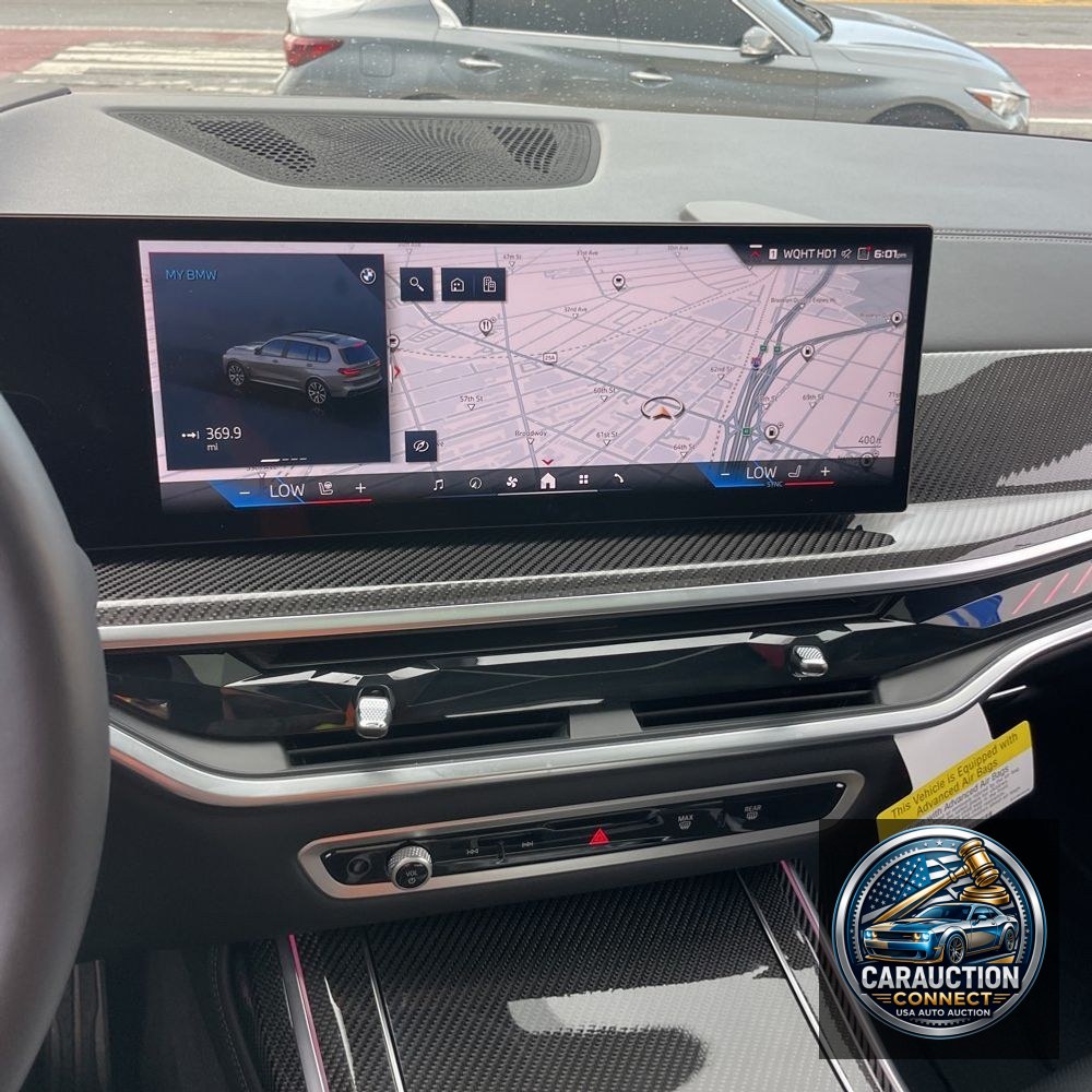 2025 BMW X7 M60i