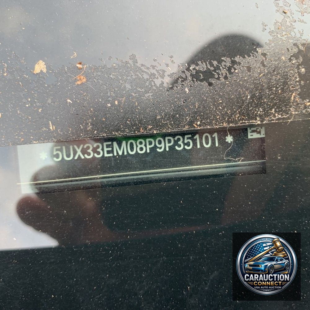 2023 BMW X7 M60i