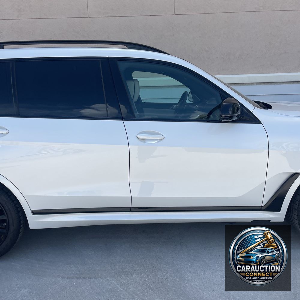 2025 BMW X7 M60i