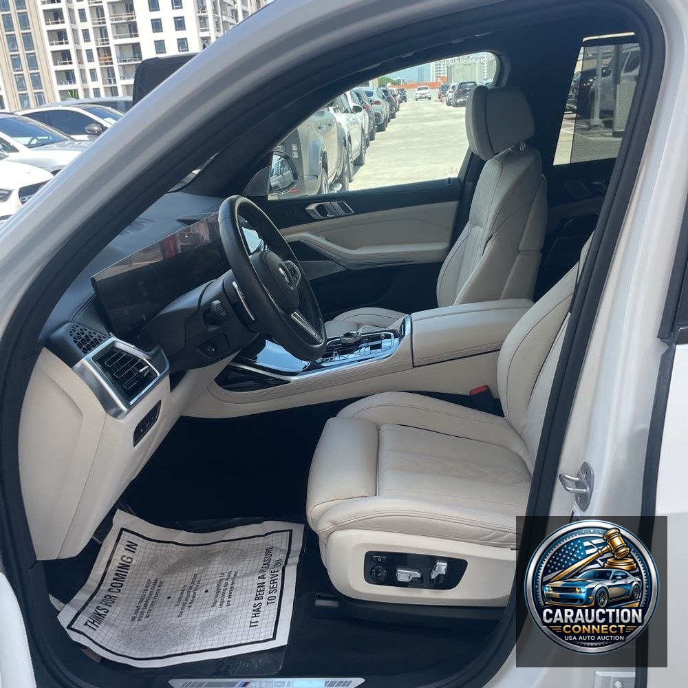 2025 BMW X7 M60i