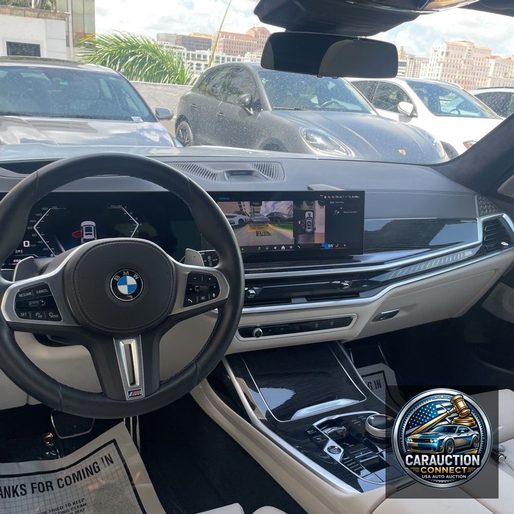 2025 BMW X7 M60i