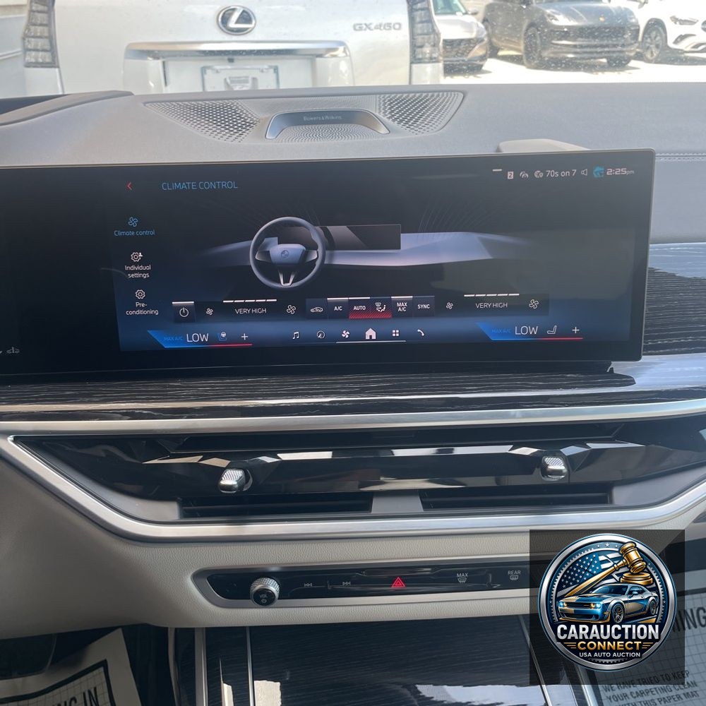 2025 BMW X7 M60i
